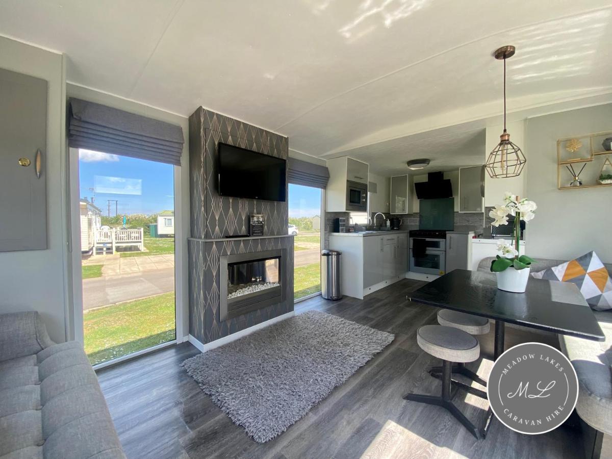 Meadow Lakes 22 - Golden Palm, Pet Friendly, Wifi, Bed Linen - Meadow Lakes Caravan & Lodge Hire Skegness Exterior foto